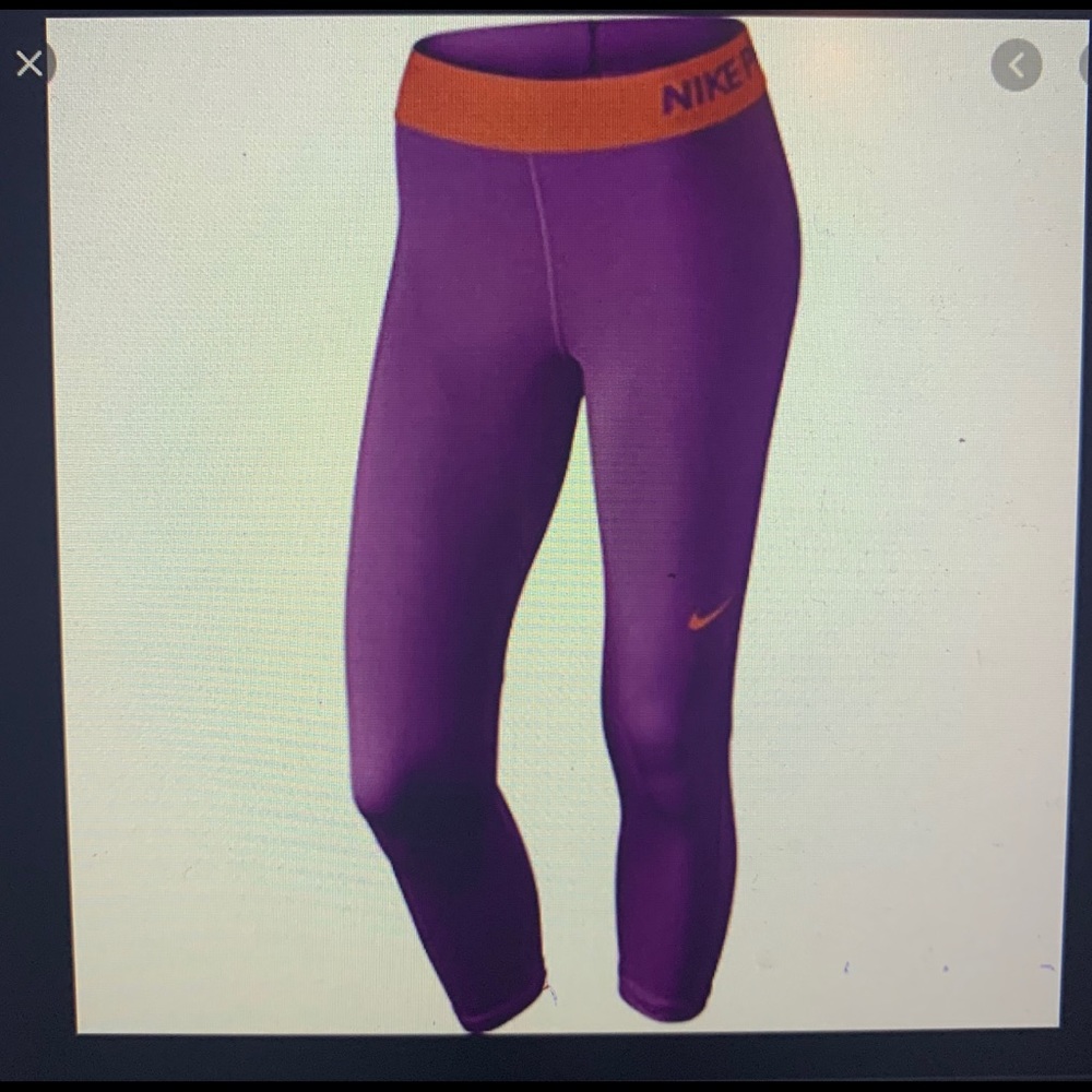 Nike Pro Dri-fit Capri leggings!! Worn twice.